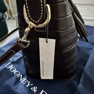 Dooney & Bourke crossbody & handbag